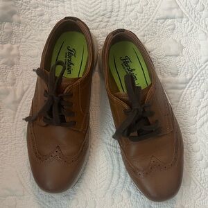 Florsheim Great Lakes JR.
Boys Wingtip Oxford Size 4
